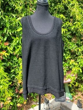 Black Knit Sleeveless Top